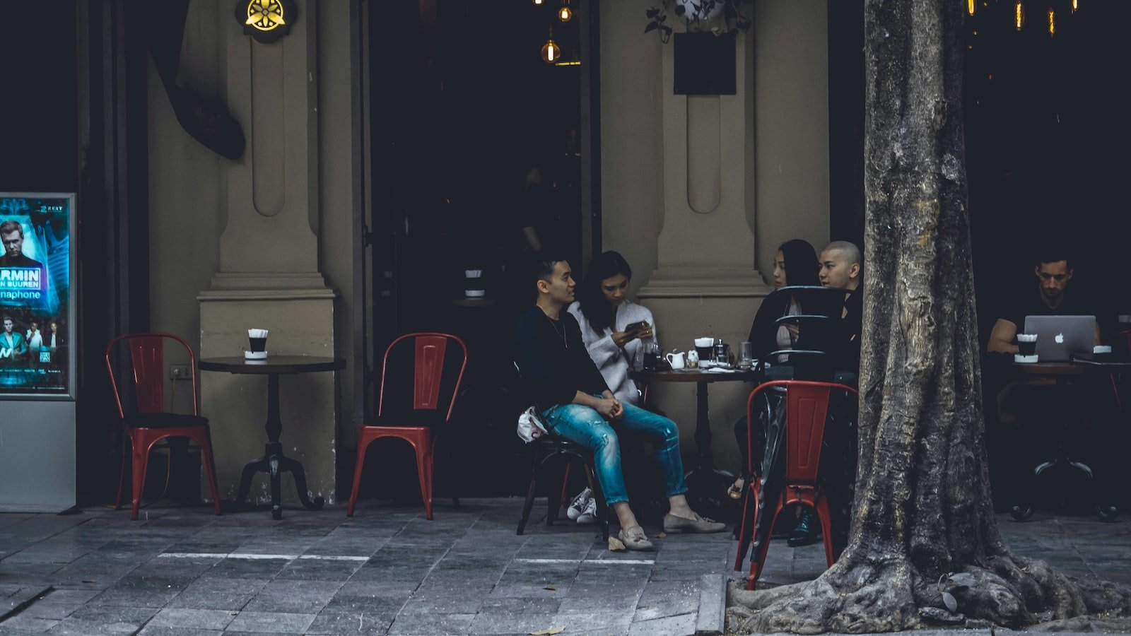 Unraveling the Psychology Behind Customer Satisfaction