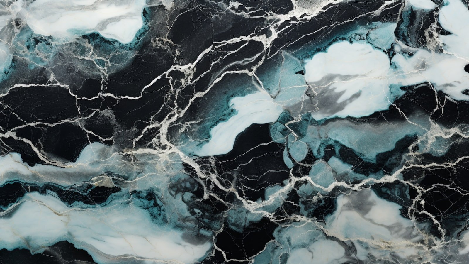 - Understanding the ​Psychology ‍of Social Media Trolls: ⁢Insights⁣ into Their Behavior and⁤ Motivations
- Nurturing Your Mental Well-being: Strategies ⁣for Maintaining Inner ⁢Peace ​amidst Trolling
- Building‍ a ‌Resilient Online⁢ Presence: Effective Techniques to Confront and Disarm‍ Social Media​ Trolls
- Spreading⁣ Positivity and Encouraging Empathy: Recommendations for ⁤Creating a‍ Healthy ⁣Social Media Environment