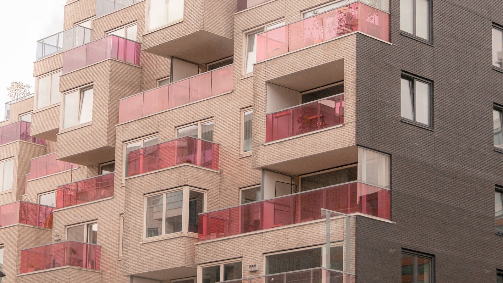 Innovative Tactics for Recapturing Lost Shoppers: Redefining Customer Engagement