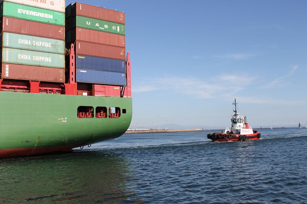 Heading 2: Navigating the Shipping Spectrum: Challenges and Strategies for eCommerce Businesses