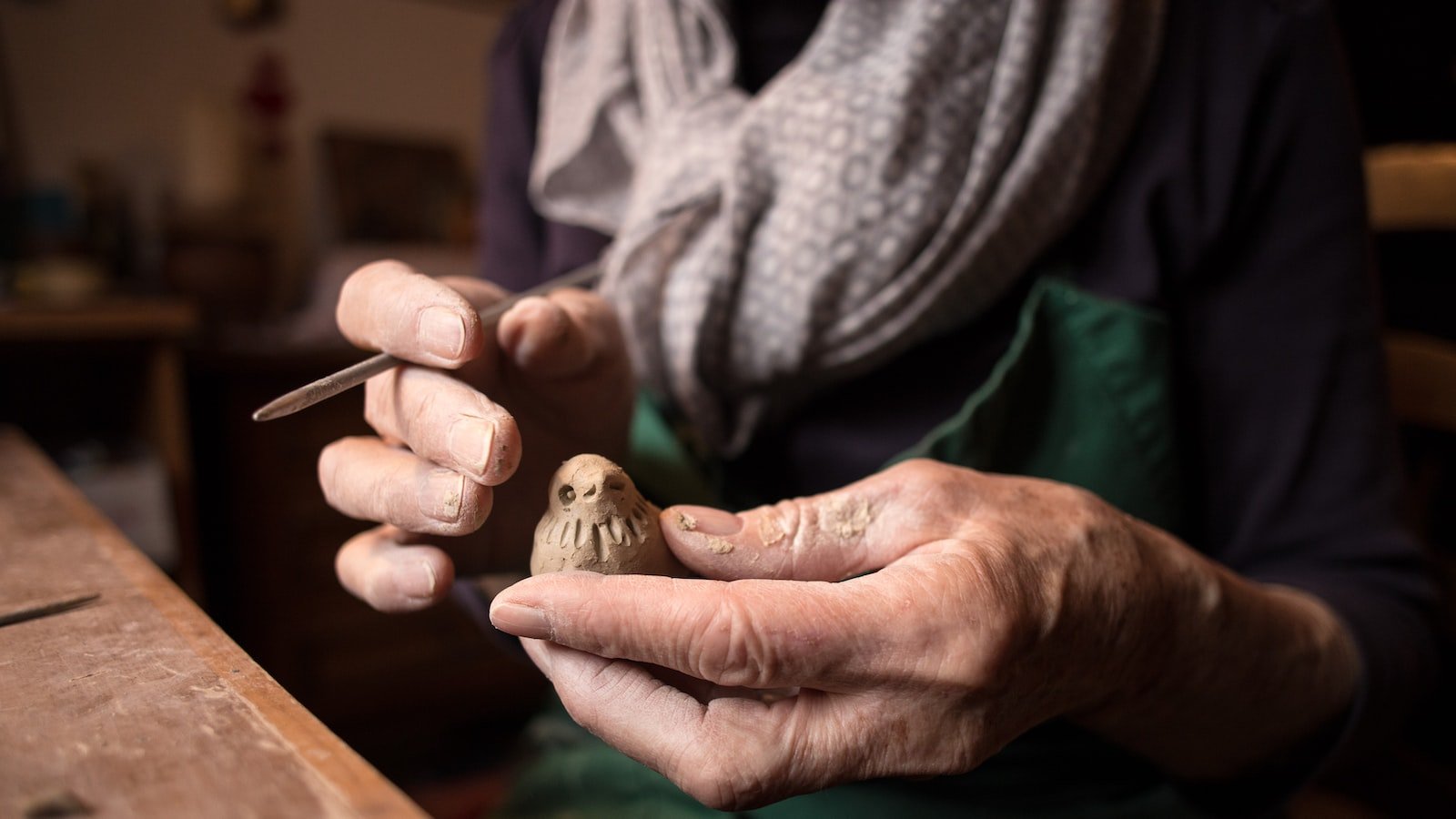 Crafting Compelling Titles: Effective Tips to Engage Visitors and Improve Search Rankings