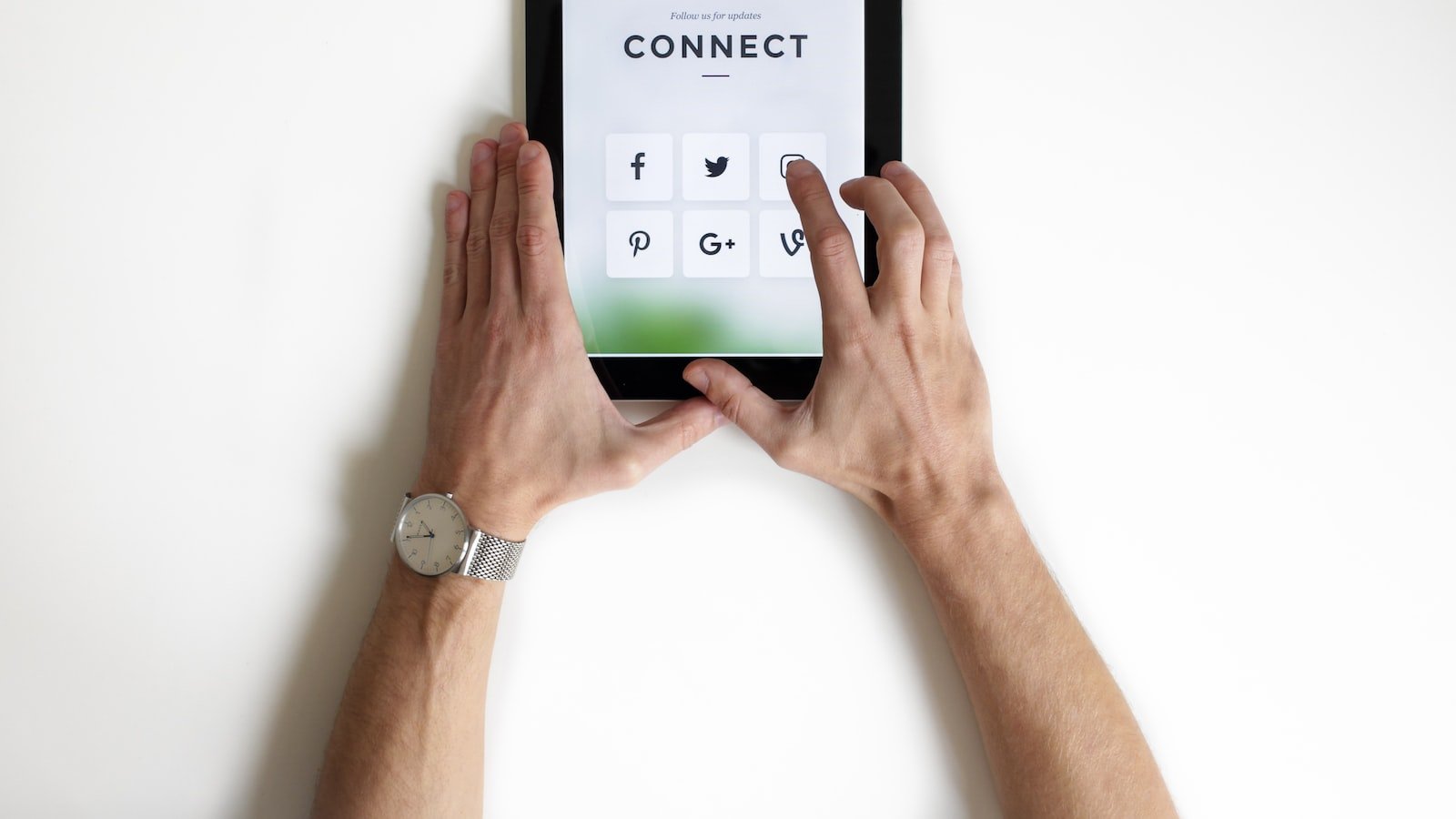 Understanding the Power of Google Trends: Unleashing Content Ideas and SEO Insights
Leveraging Google Trends to Discover Trending Topics that Resonate with Your Audience
Extracting SEO Insights from Google Trends: A Guide to Optimizing Your Content Strategy
Maximizing the Potential of Google Trends: Implementing Recommendations for Improved SEO Performance