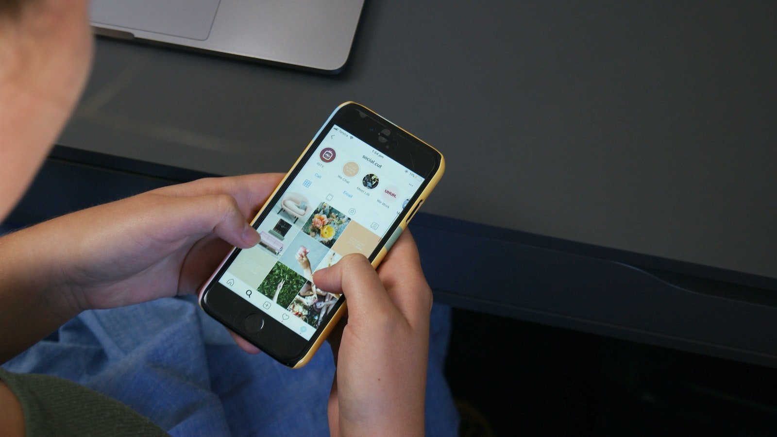 The ​Art of Persuasion: Understanding ⁢the Psychology behind Influencer Marketing
Building Strong Relationships: Effective Strategies for Influencer Collaboration
Unlocking the Code ⁤of Authenticity: ⁤How to Identify Genuine Influencers
Mastering​ the Metrics: Measuring the Success of​ Influencer Marketing Campaigns