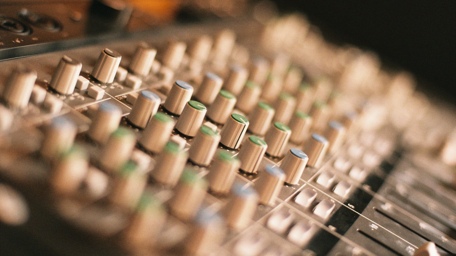 Navigating Through the SSL Maze: Choosing the Right Certificate to Bolster your Online Security