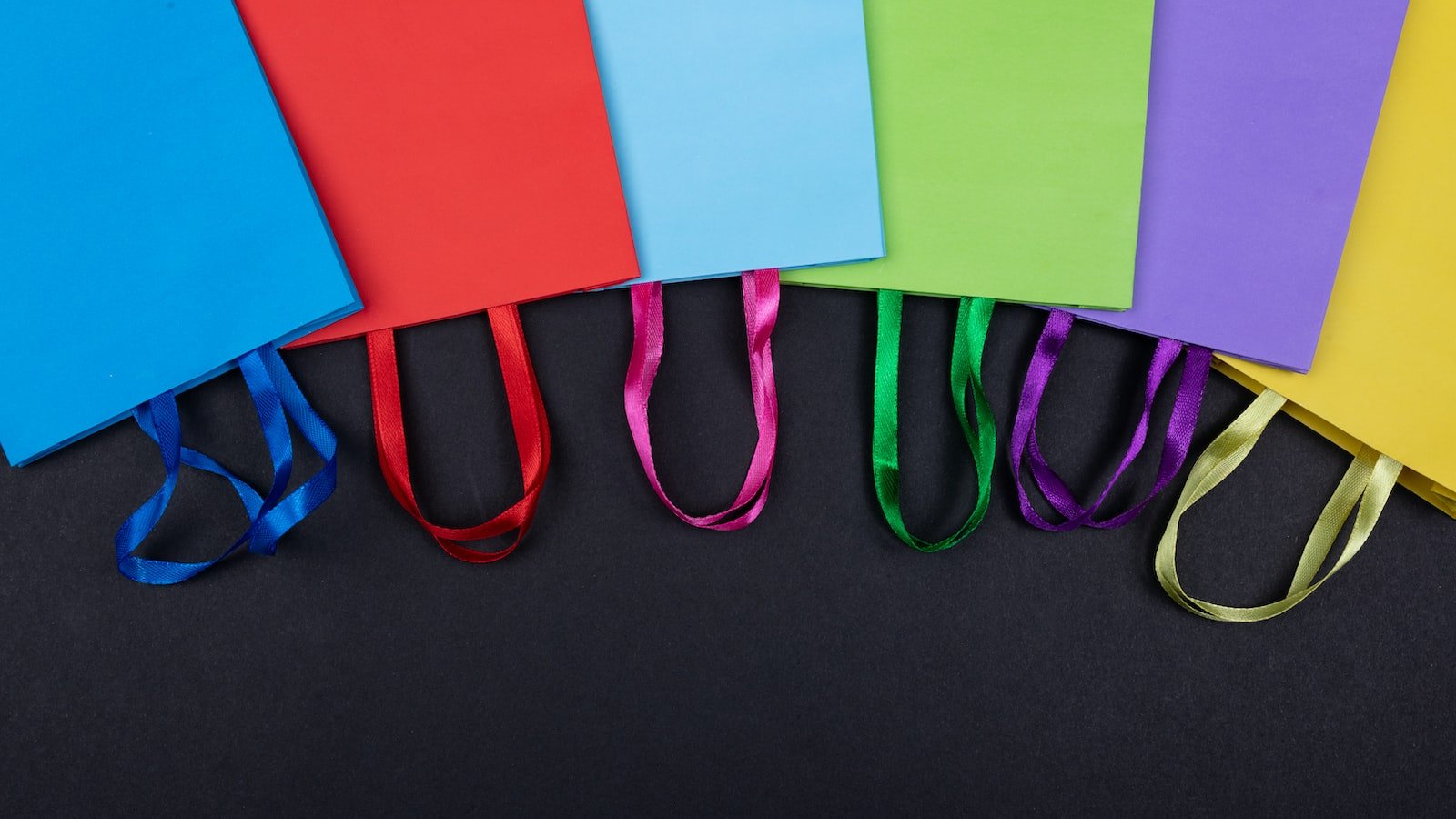 The Allure ​of Discounts: How Perks Can Drive Customer Engagement and Loyalty