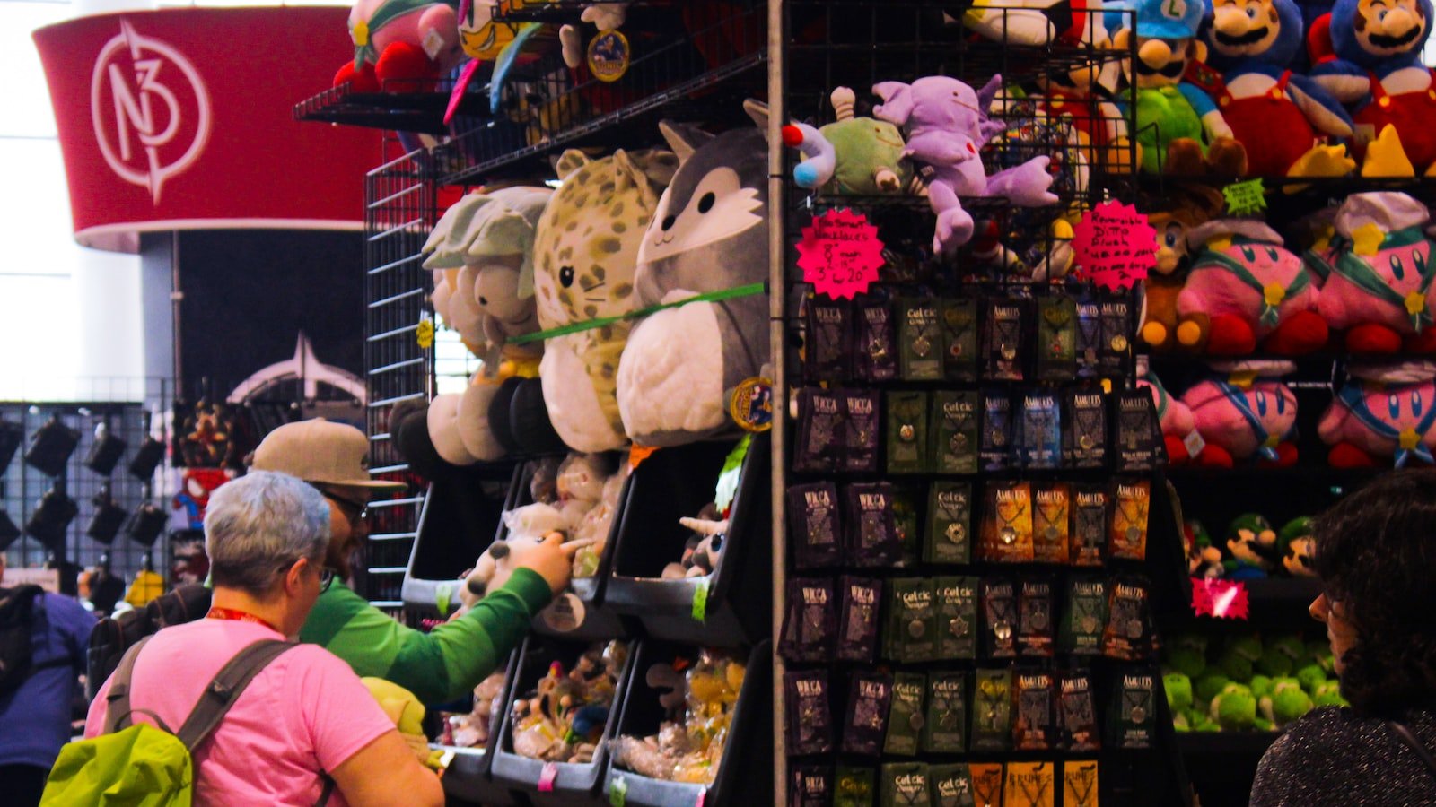 Enhancing customer loyalty and retention with smart recommendations