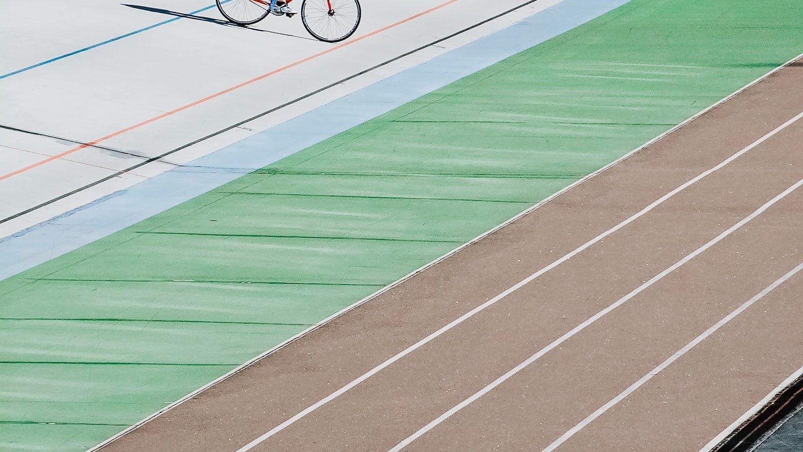 Harnessing Competitive Advantage: Aligning Your Product Release with Market Trends