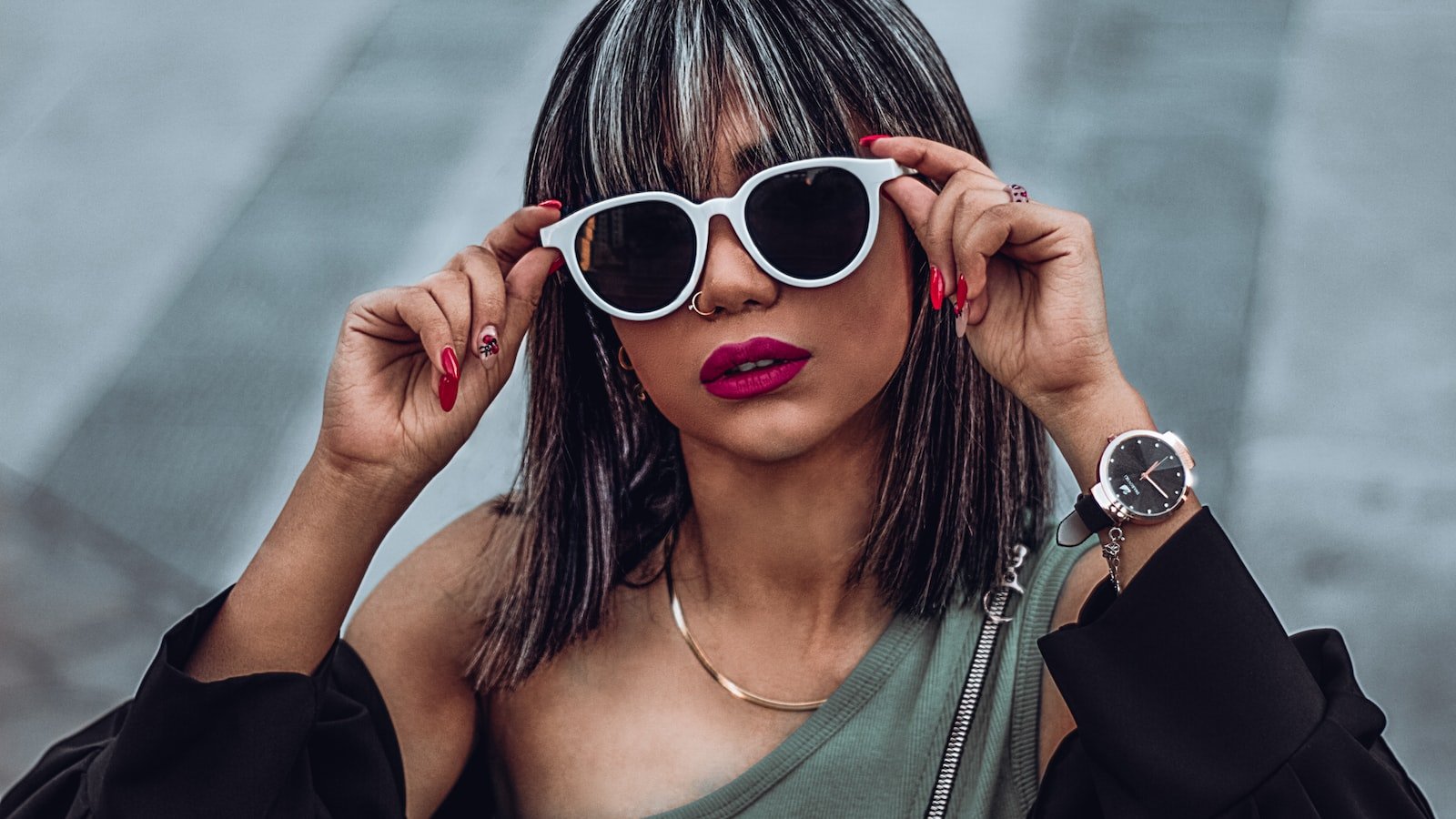 The Power of AI in ‌Personalized Marketing
Unleashing the Potential: AI's⁣ Impact‌ on Customer Insights
Revolutionizing Content Delivery:​ AI-driven​ Personalization⁤ Strategy
Harnessing AI-Driven Recommendations for Optimal Marketing Success