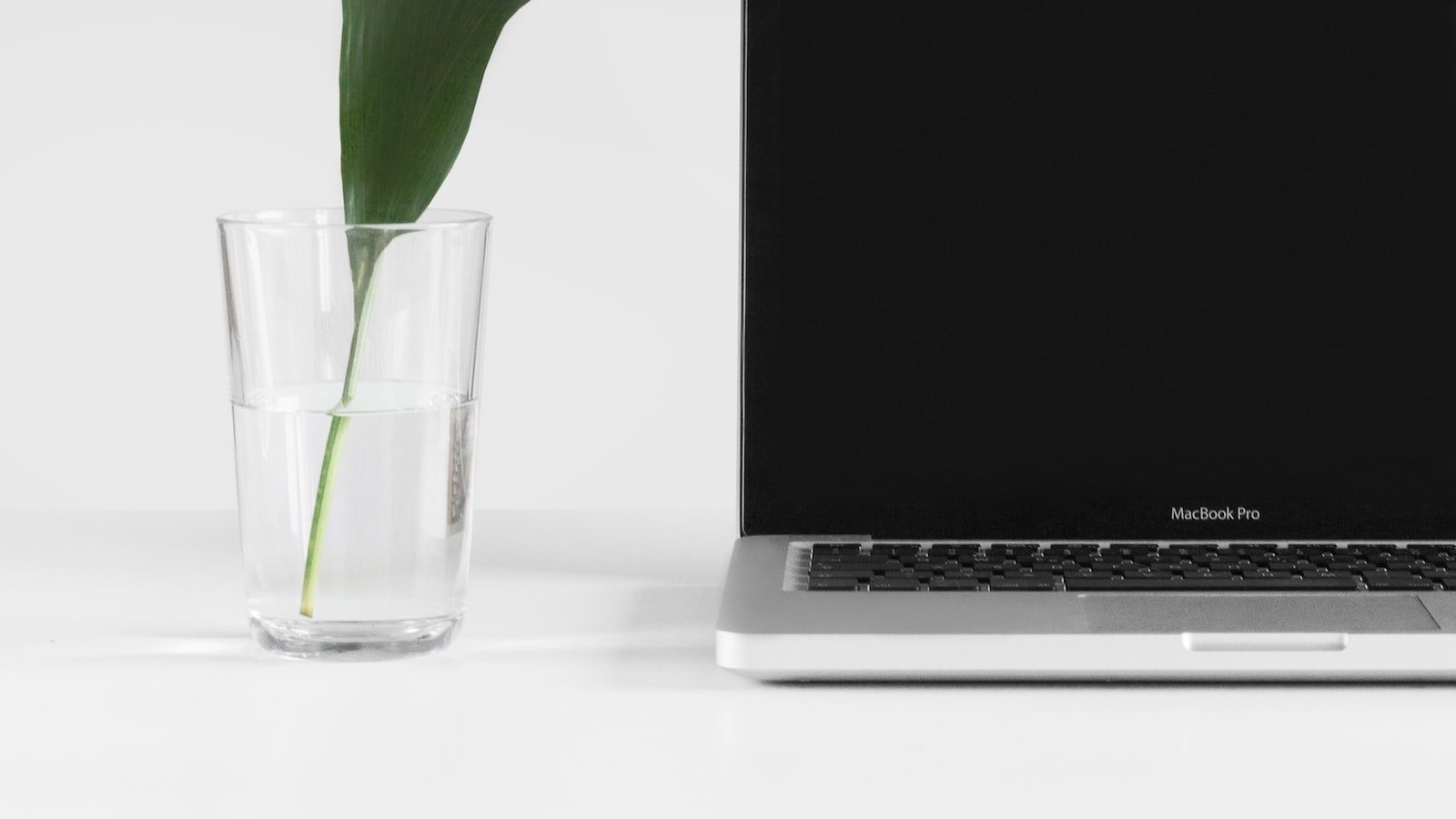 Connect with Your Lost Audience: Understanding the ⁣Concept of Remarketing‍
Rekindle the ⁣Spark: The Benefits of Implementing Remarketing Strategies
Crafting Irresistible Remarketing ​Campaigns: Practical Tips and Techniques
Unlocking Success: Maximizing ROI with Effective ⁤Remarketing Tactics