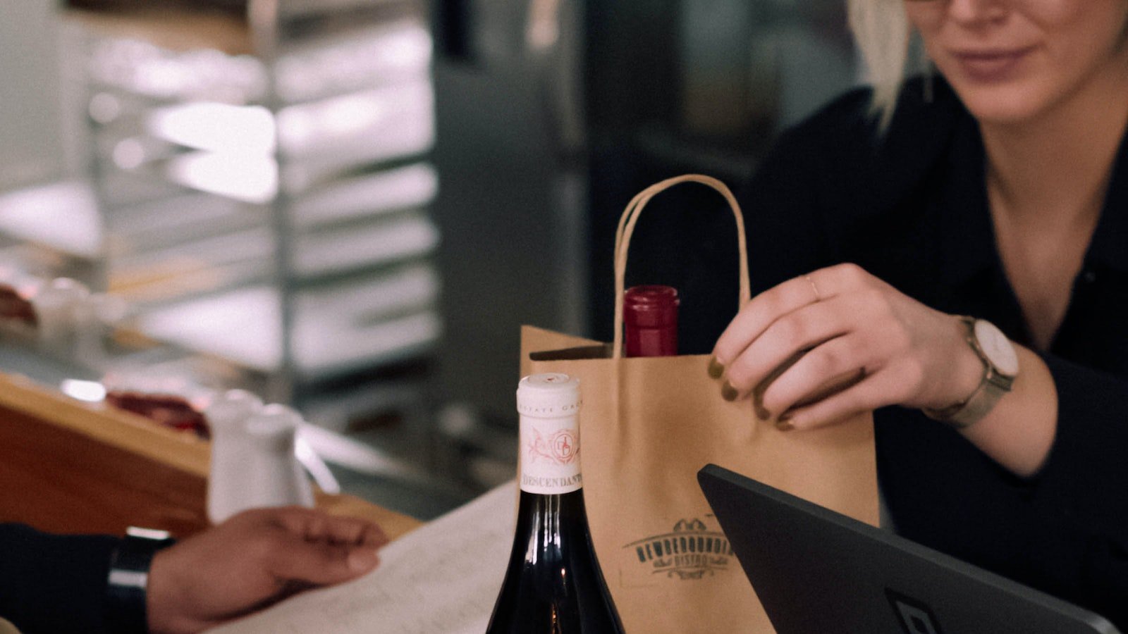 Building Trust and Long-Term Relationships: Best Practices for E-commerce Loyalty Programs