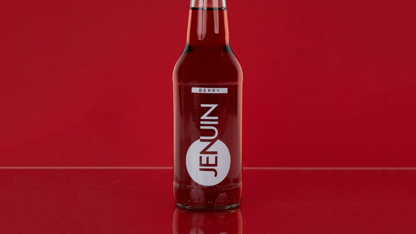 Structuring Product Descriptions: Crafting Compelling Content for Higher Conversion Rates