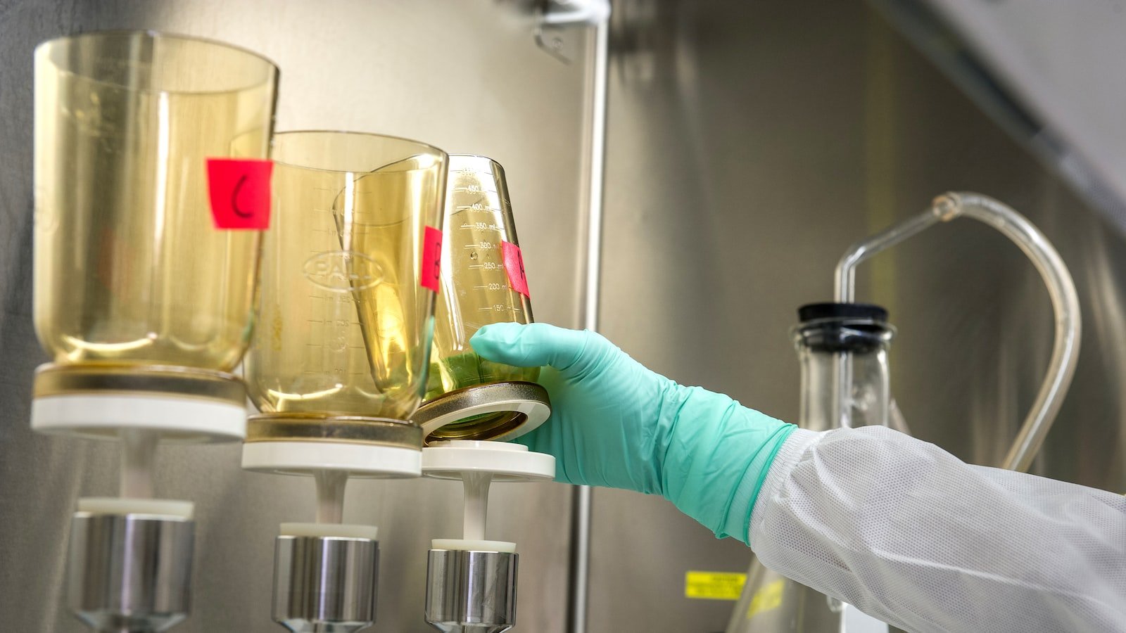 3. Boosting Sales through Data-Driven Decisions: Specific Recommendations for Successful A/B Testing in E-commerce