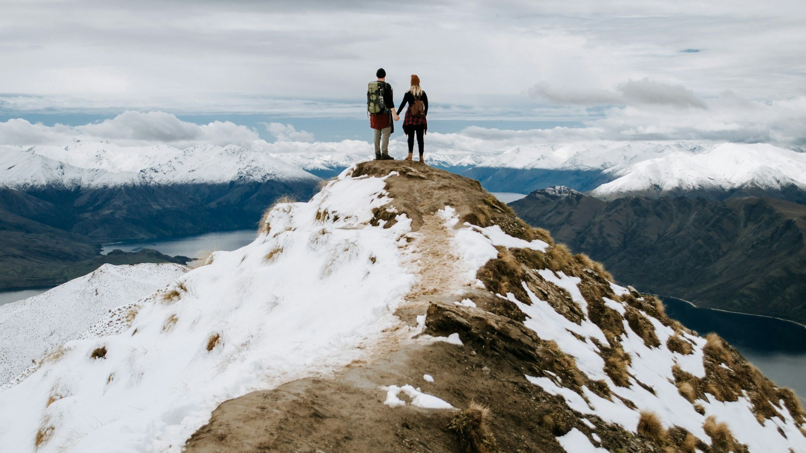 Unveiling the Secrets: Key Strategies for ⁤Orchestrating Successful Affiliate Partnerships
Understanding ⁣the Affiliate ‌Landscape: Navigating⁣ the Maze of Profitable Networks
Powerful ‌Techniques to Drive Affiliate Engagement and ⁢Boost Revenue
Effective ⁣Optimization Tactics: Leveraging Data to Maximize Affiliate Performance