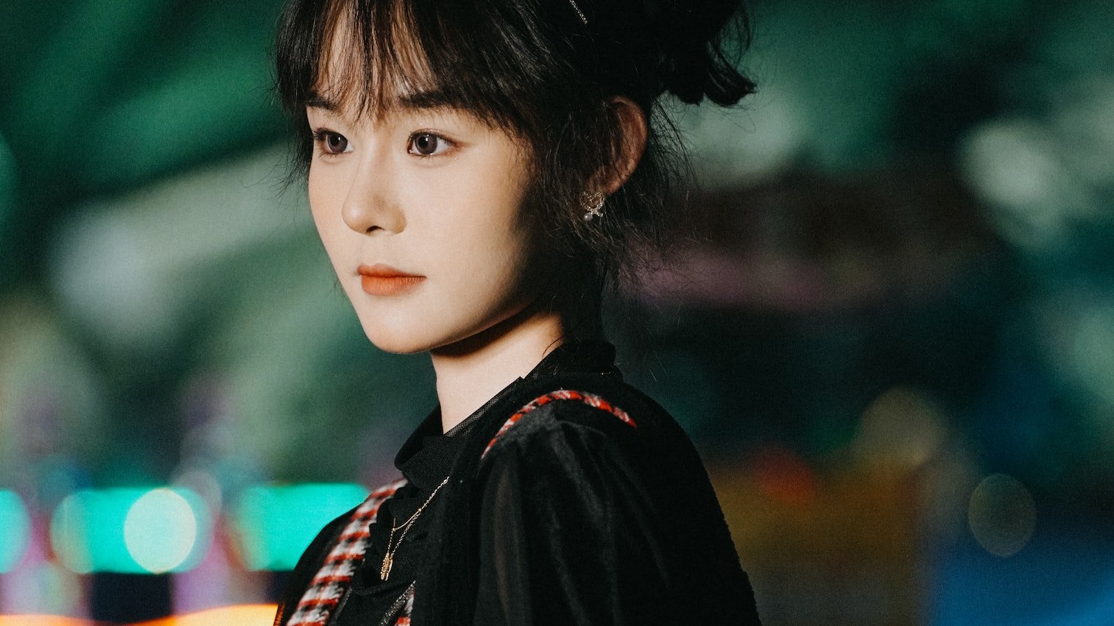 1. Mastering Product Selection: Uncover the Key Factors for a Profitable Dropshipping Business
2. Navigating Supplier Relationships: Building Trust and Ensuring Seamless Operations
3. Streamlining Customer Experience: Proven Strategies to Drive Sales and Enhance Satisfaction
4. Fine-Tuning Marketing Techniques: Targeted Advertising and Branding to Leverage Dropshipping Success