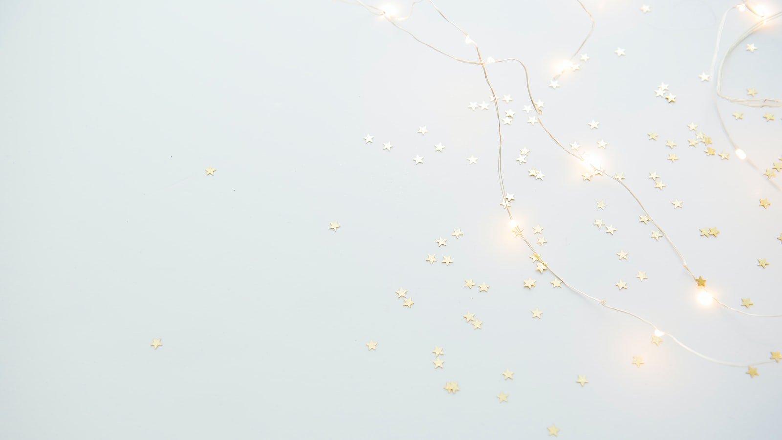 Unveiling the Secrets of Effective Holiday Advertising: Strategies and Techniques for Maximizing Sales