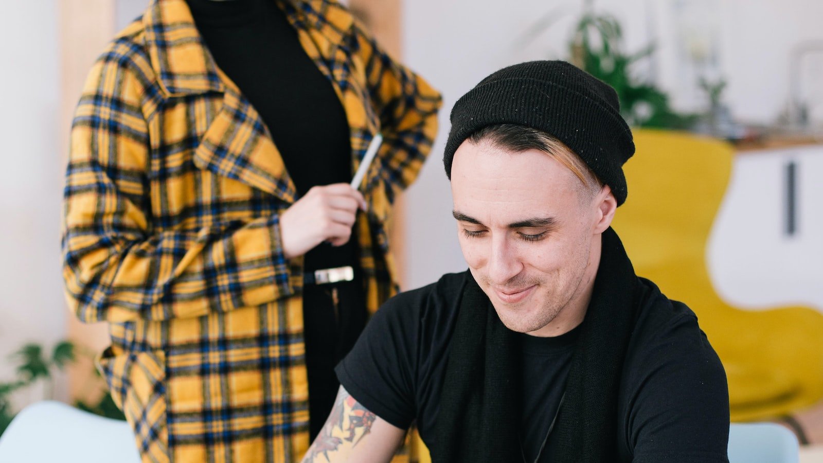 Driving Conversions: Implementing Effective Strategies for Influencer Marketing