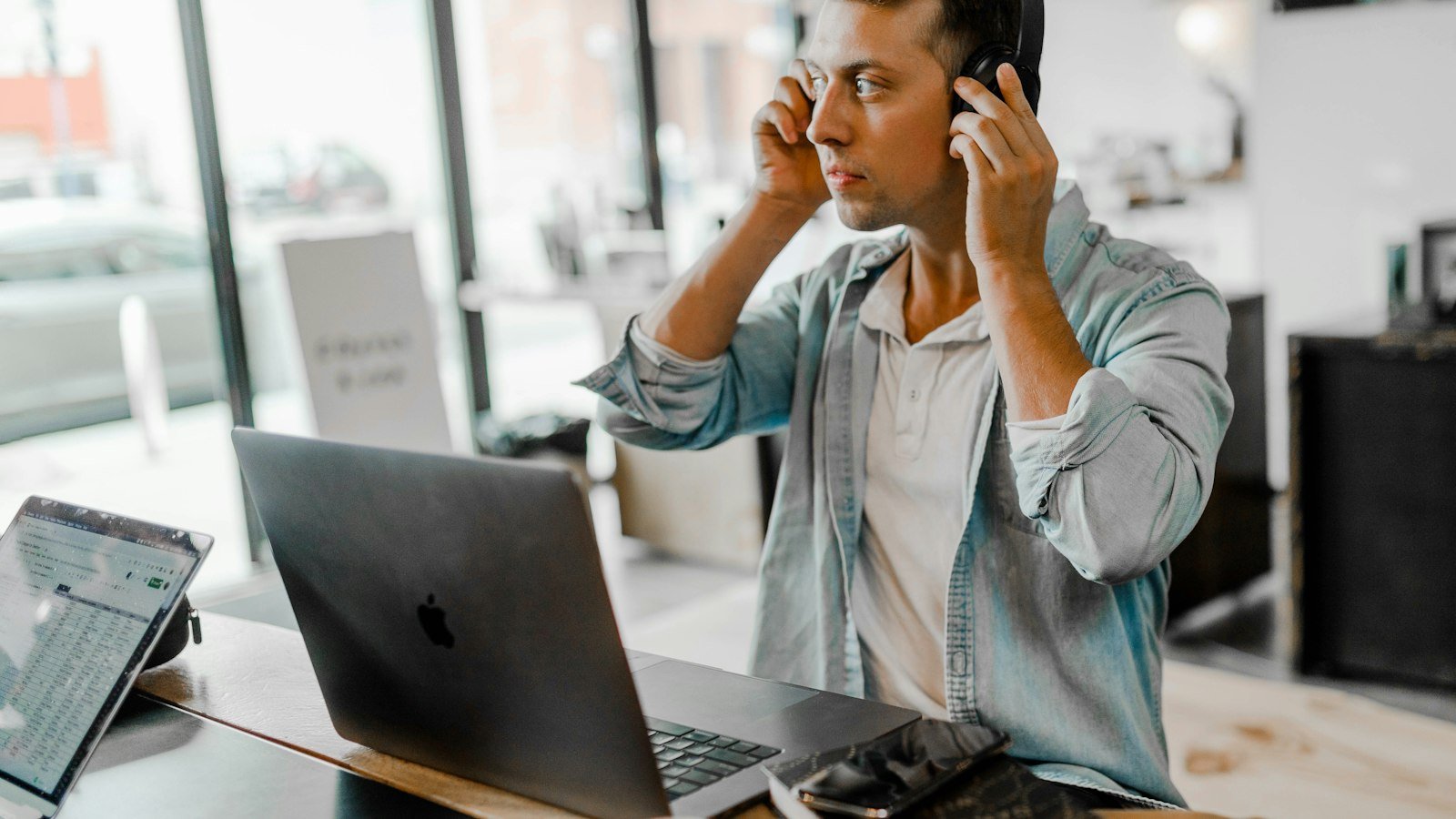 1. Capitalizing on Authenticity:​ The Benefits of User-Generated Content in Campaigns‌
2. Crafting Engaging ⁣Content: Best Practices for Incorporating​ User-Generated Content
3. Inspiring Participation: Strategies to⁤ Encourage User Contributions in Campaigns​
4. Amplifying Campaign Reach: Leveraging User-Generated ‍Content to Achieve Success