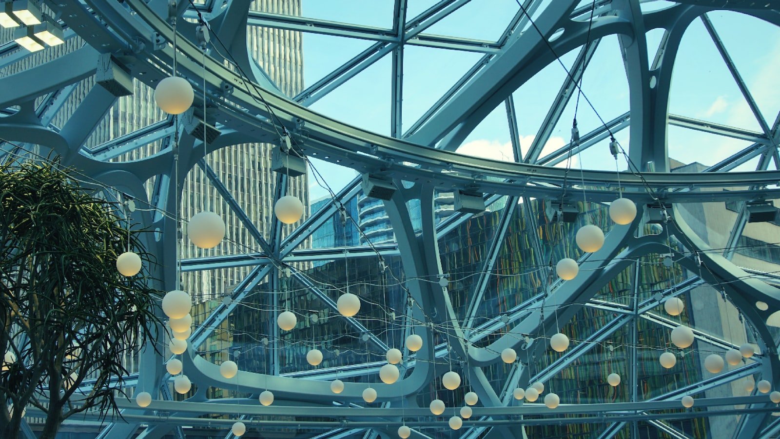 2. Maximizing Sales Potential: Strategies to Boost Your Performance on Amazon and eBay