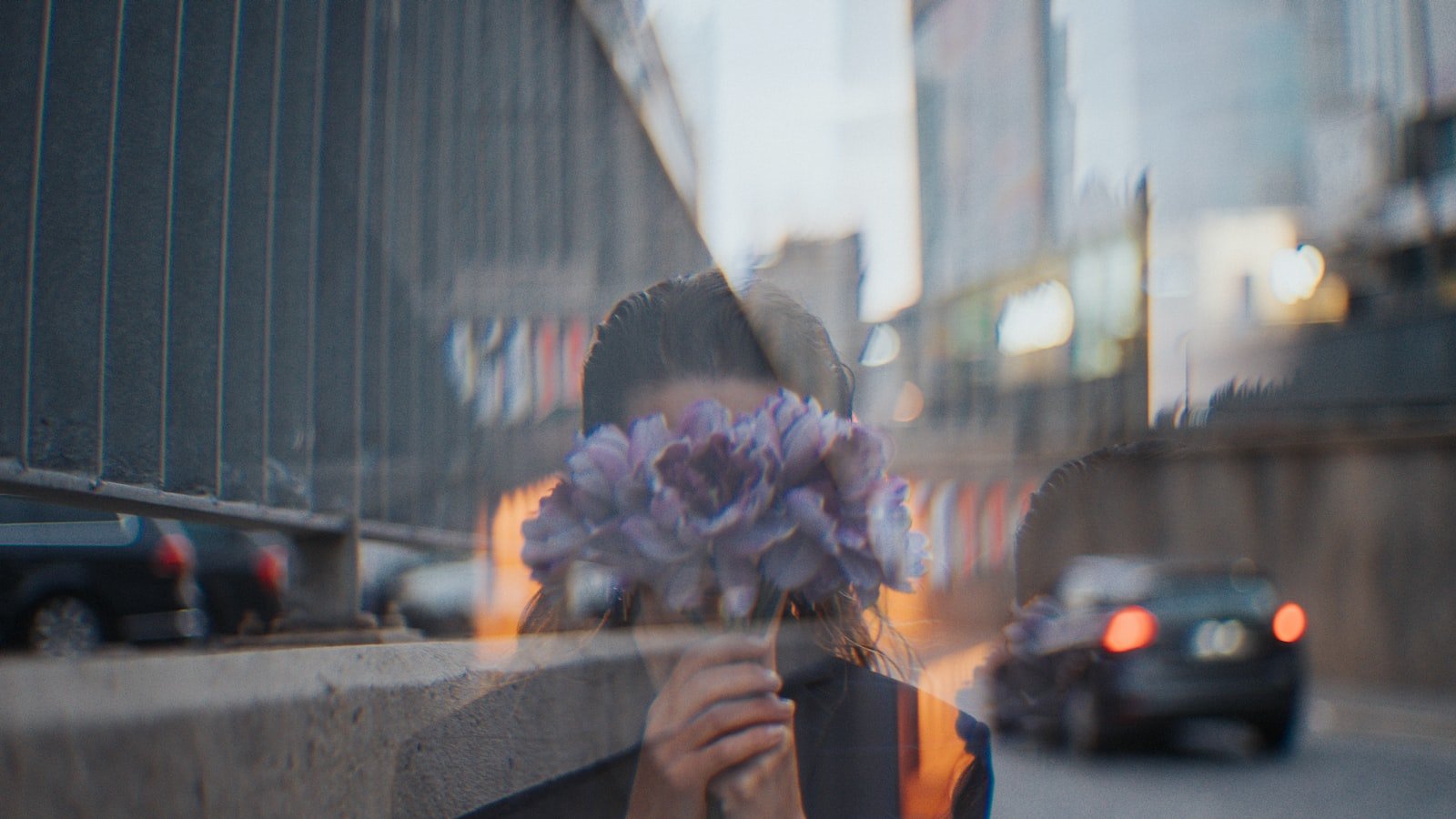 Unveiling the Secrets to YouTube SEO: A Comprehensive Guide for Unprecedented Success
Optimizing⁢ Metadata: Enhancing⁣ Visibility and⁣ Attracting Engaged Viewers
Crafting Irresistible Thumbnails: Aesthetic Appeal ⁤and Click-Worthy Content
Leveraging⁣ Keywords: Maximizing Discoverability ​and Ranking Potential