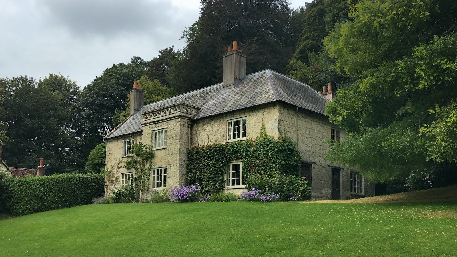 Building Trust through Consistency: Effective Ways to Ensure Channel Harmony