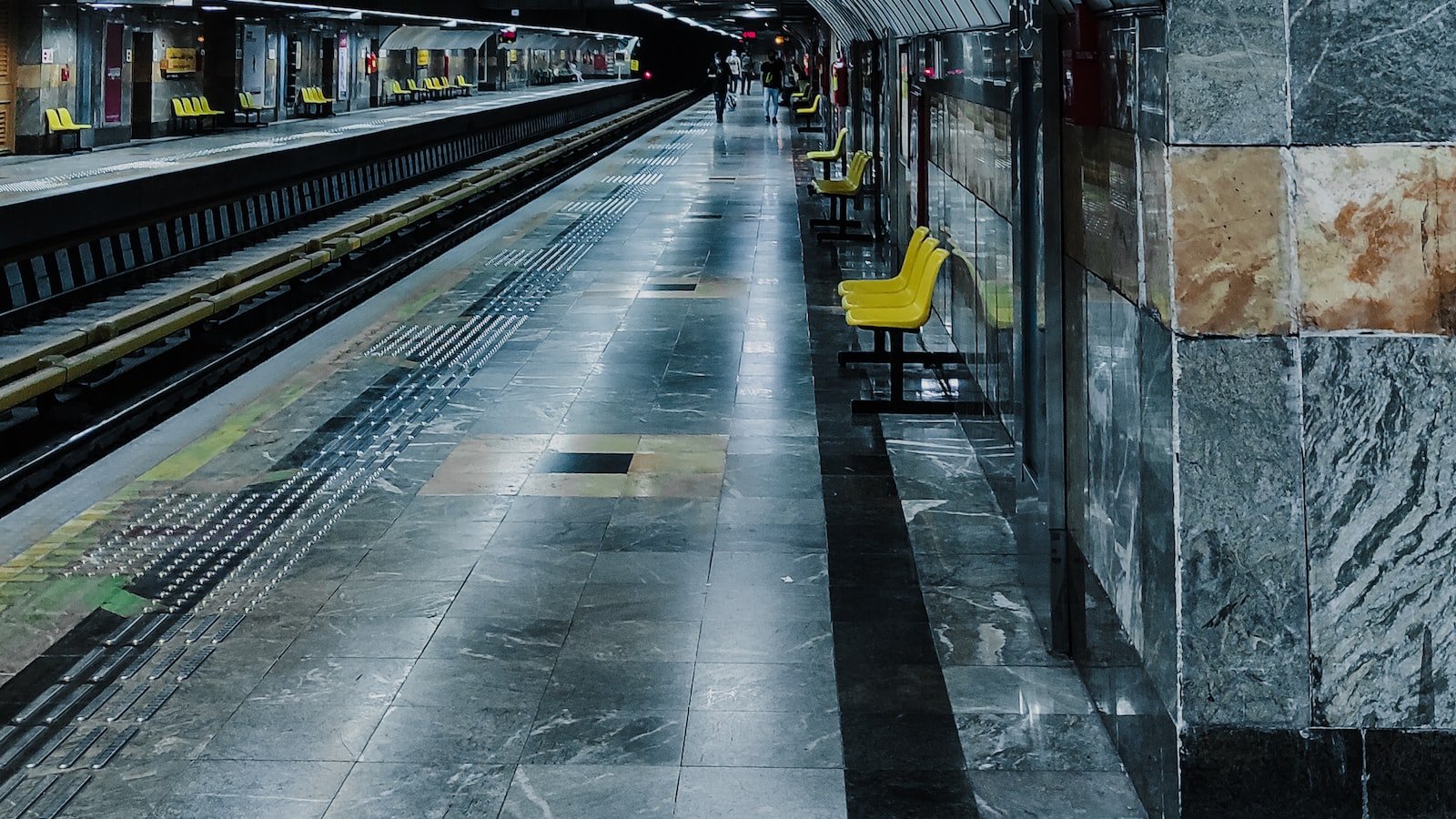 Examining Exit-Intent Popup Best Practices: Tactics to Optimize User Experience