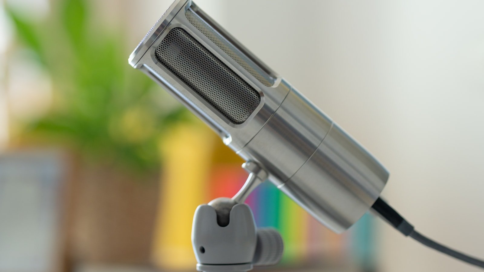 Creating a Foolproof Strategy: The ‌Foundation of Influencer Outreach
Understanding the Influencer Landscape: Identifying the Right Influencers for Your ⁢Brand
Crafting Personalized Outreach: Building Genuine Connections with Influencers
Nurturing Long-Term⁣ Relationships: Sustaining Influencer⁤ Collaborations for Success