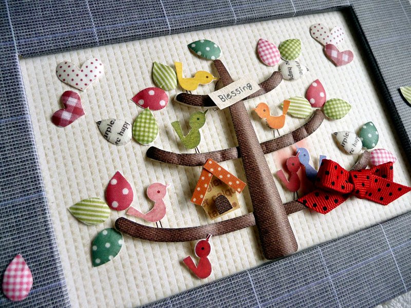 Crafting Expertise-Centric Content Strategies for Online Prosperity