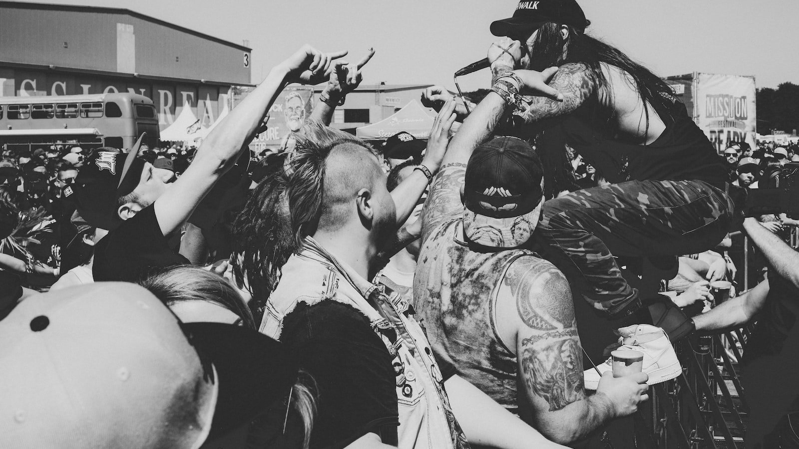 Unleashing the Power of Visually Striking Pins: Key Strategies for Captivating Pinterest Users